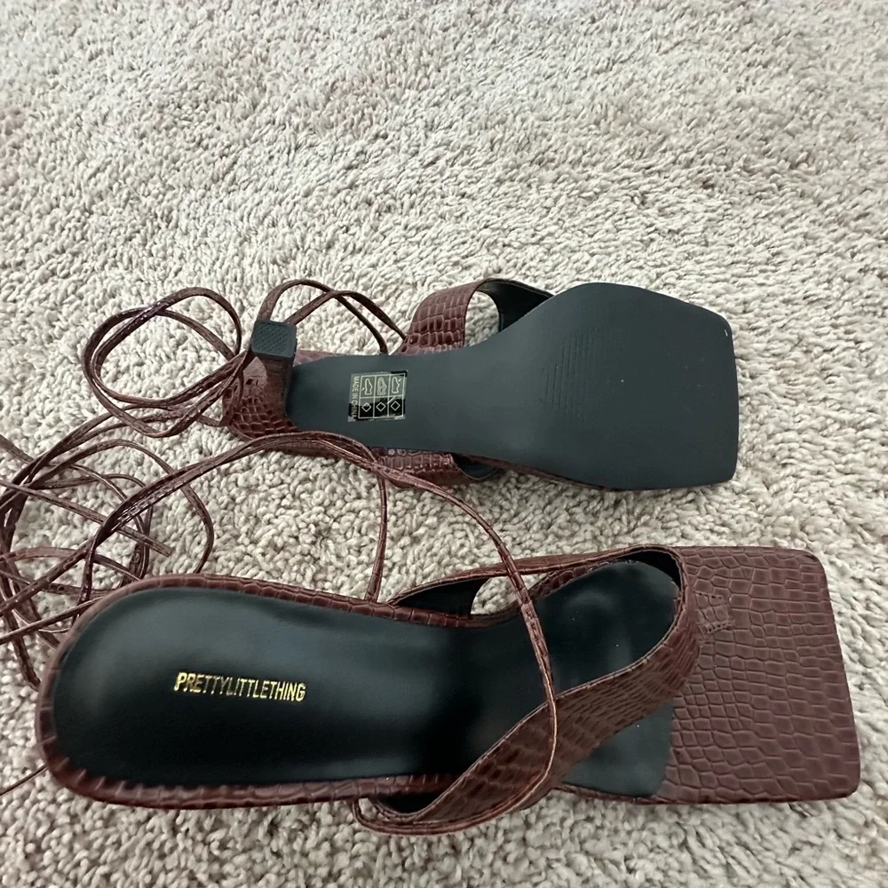 NEW PRETTY LITTLE THING Faux Croc heel sandal size 10 - Picture 6 of 6